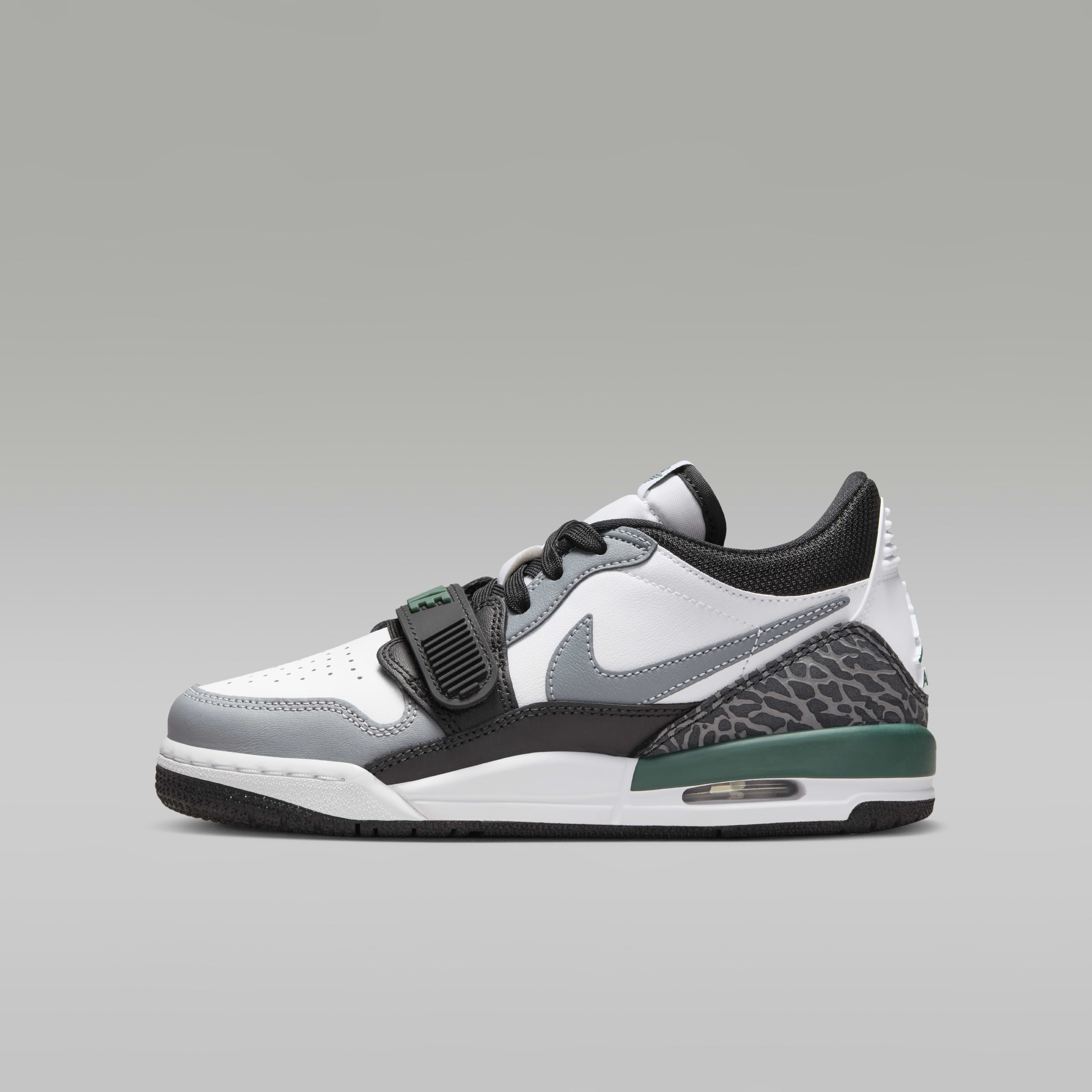 Kids jordan legacy 312 hot sale